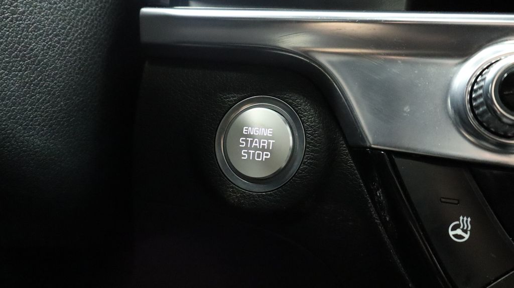 Thumbnail: 2023 Kia Telluride - 35