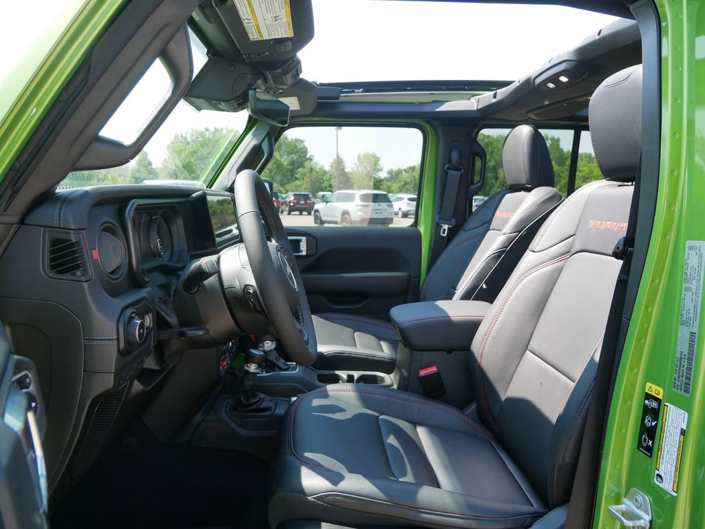 Thumbnail: 2025 Jeep Wrangler - 27