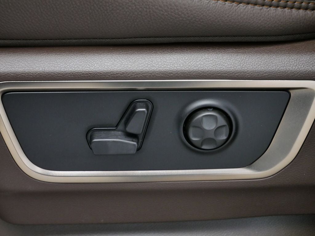 Thumbnail: 2026 RAM 1500 - 7