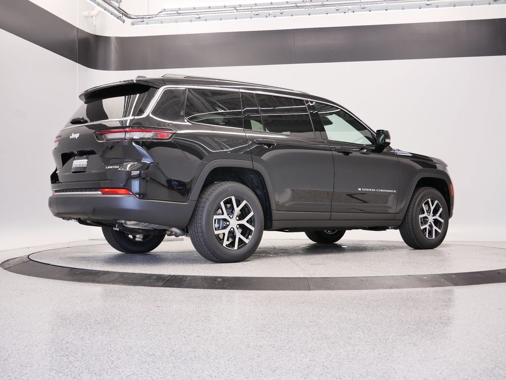 Thumbnail: 2025 Jeep Grand Cherokee L - 8