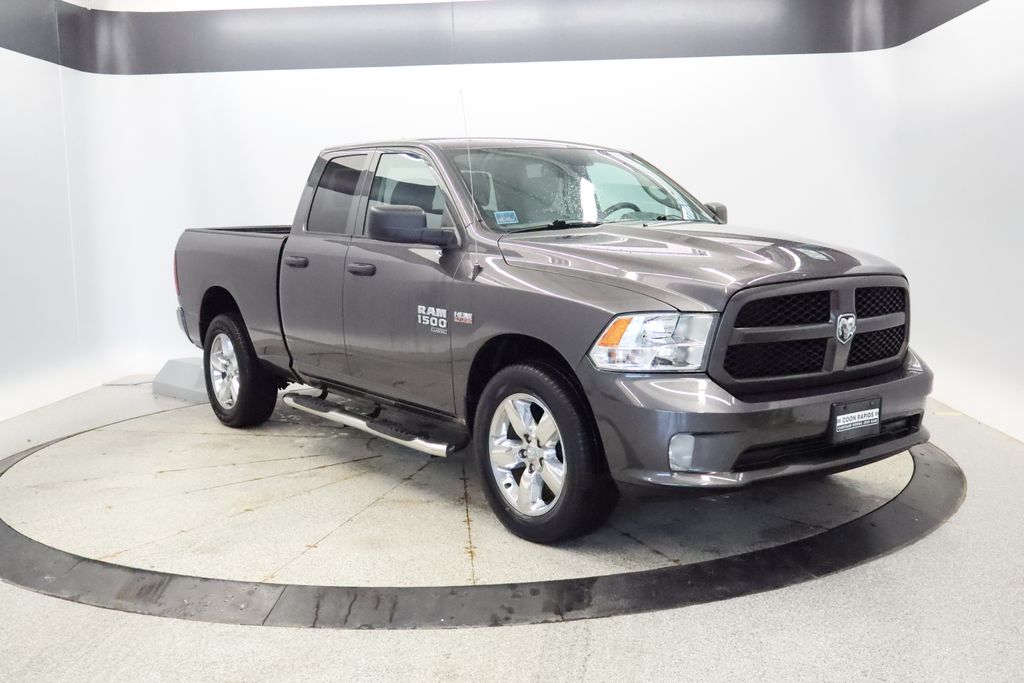 Thumbnail: 2019 RAM 1500 Classic - 10