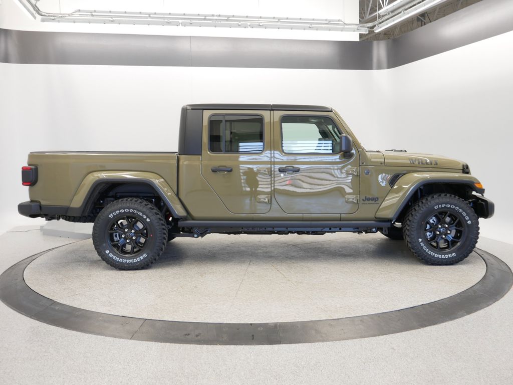 Thumbnail: 2025 Jeep Gladiator - 9