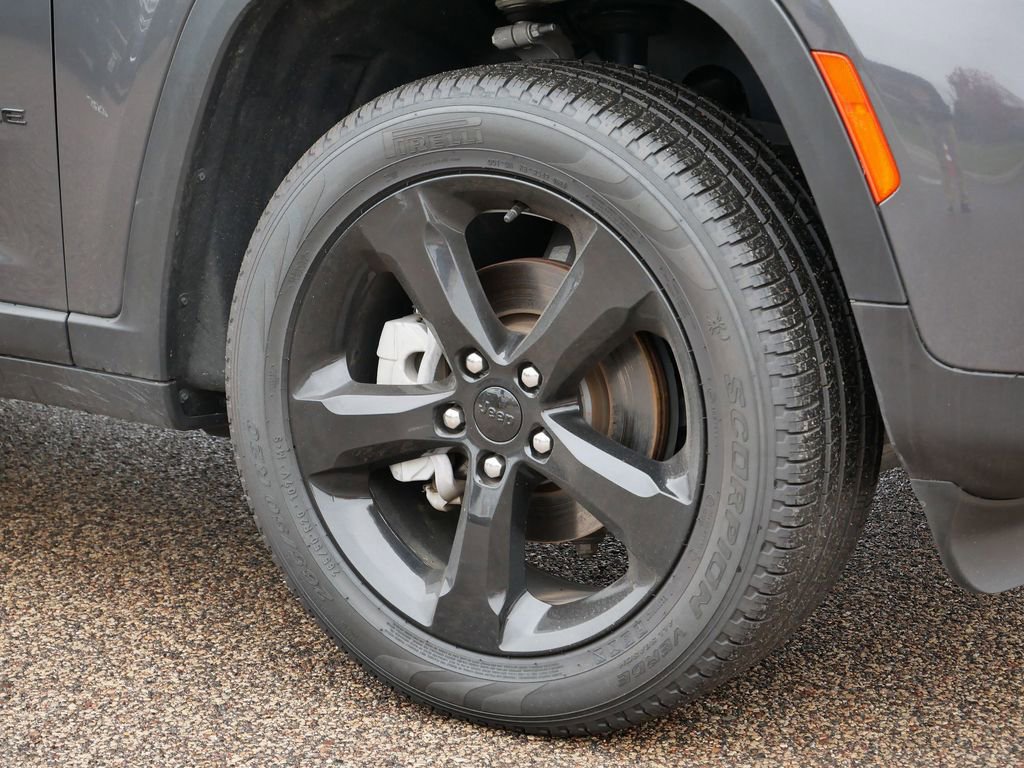 Thumbnail: 2024 Jeep Grand Cherokee - 15