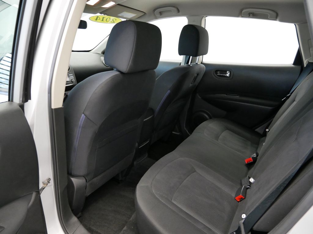 Thumbnail: 2014 Nissan Rogue - 4