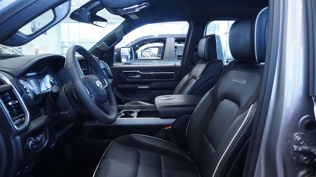 Thumbnail: 2025 RAM 1500 - 30