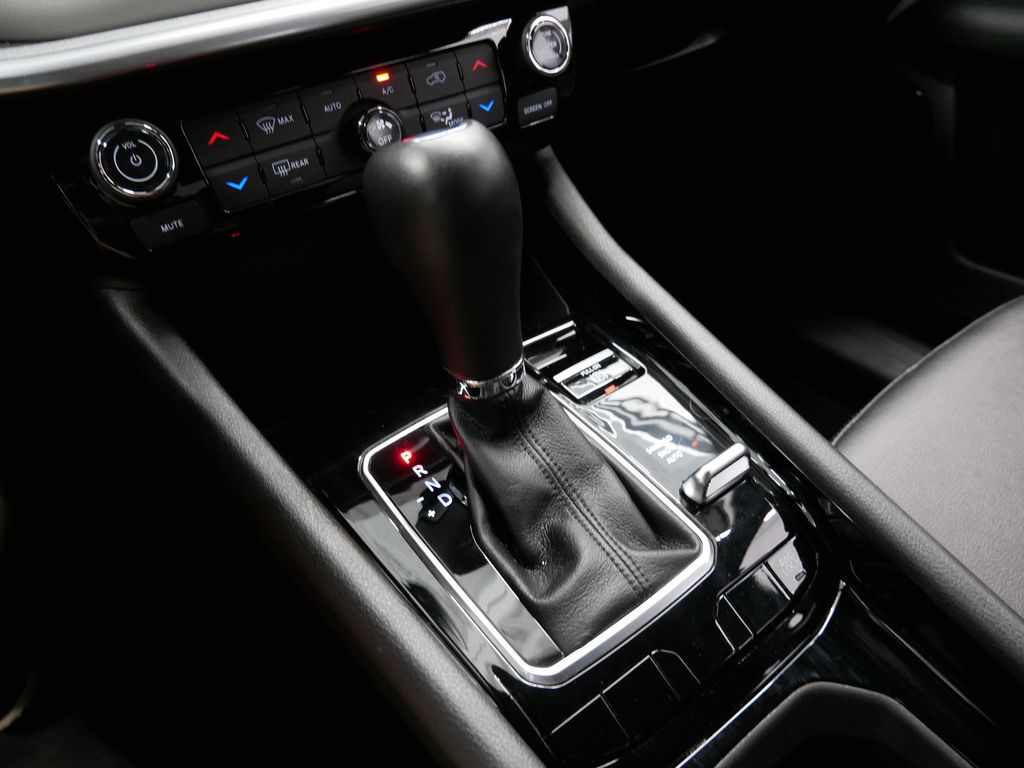 Thumbnail: 2025 Jeep Compass - 37