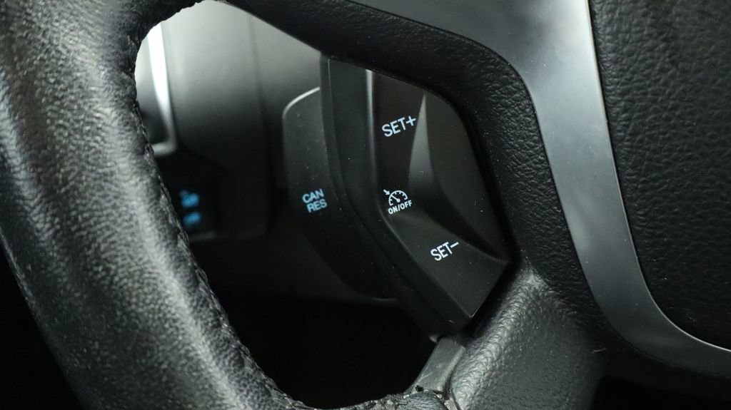 Thumbnail: 2013 Ford Focus - 30