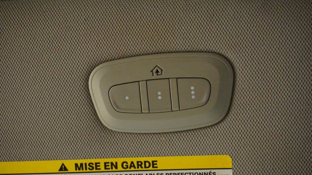 Thumbnail: 2018 Chrysler Pacifica - 34