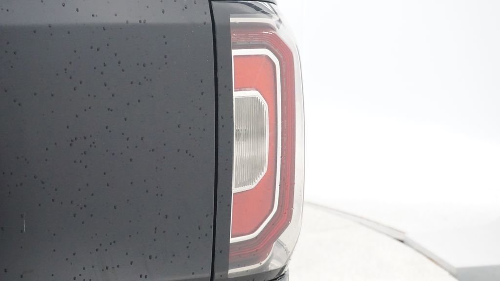 Thumbnail: 2017 GMC Sierra 1500 - 23