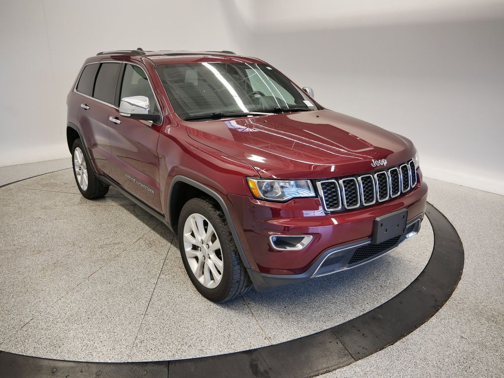 Thumbnail: 2017 Jeep Grand Cherokee - 17