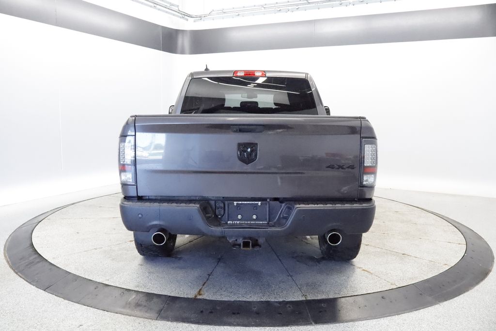 Thumbnail: 2021 RAM 1500 Classic - 4