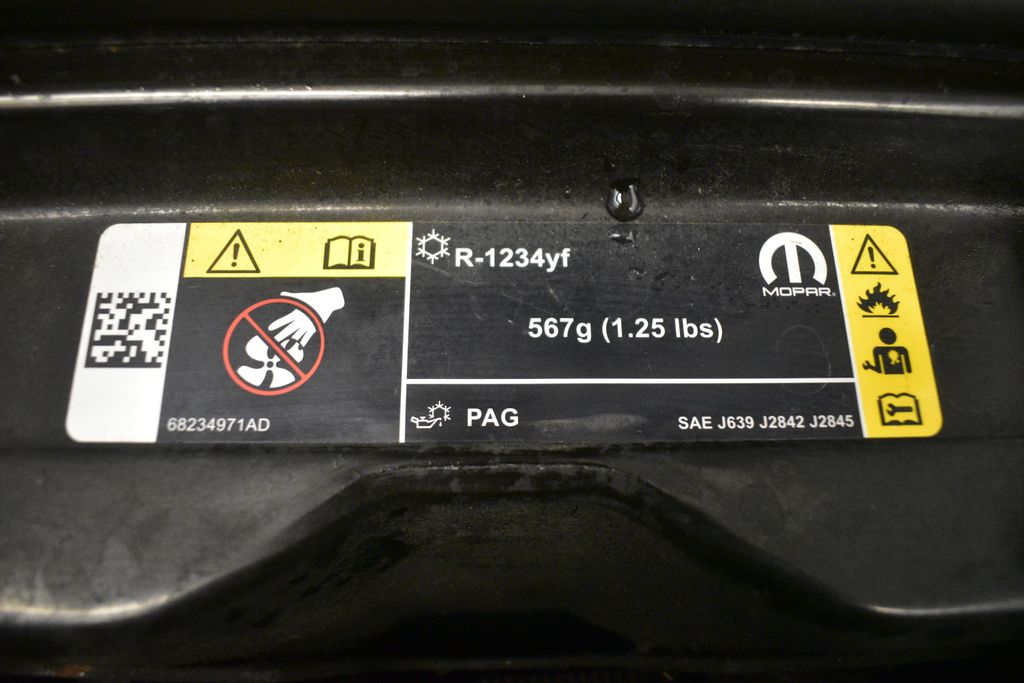 Thumbnail: 2021 Jeep Grand Cherokee - 44