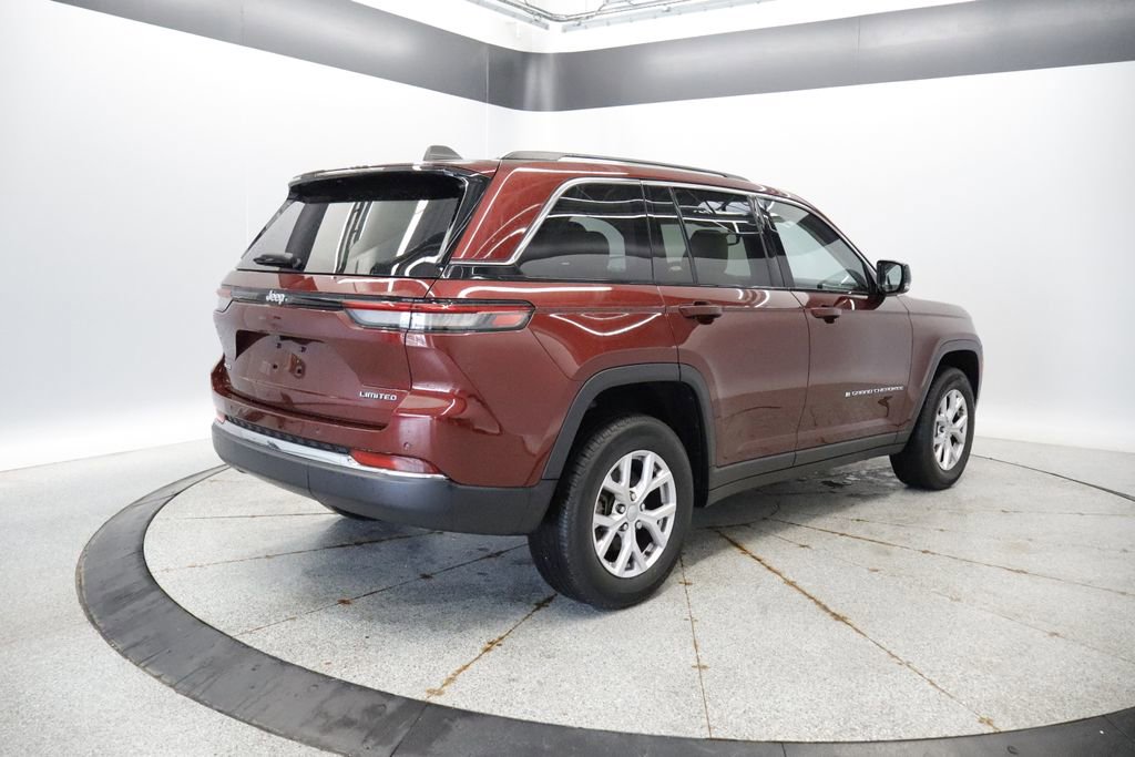Thumbnail: 2022 Jeep Grand Cherokee - 6