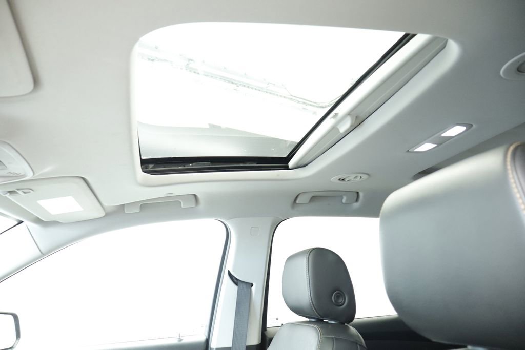 Thumbnail: 2021 Chevrolet Traverse - 37