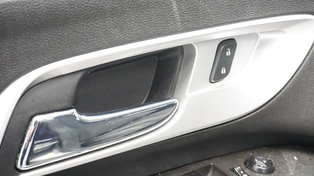 Thumbnail: 2015 Chevrolet Equinox - 24