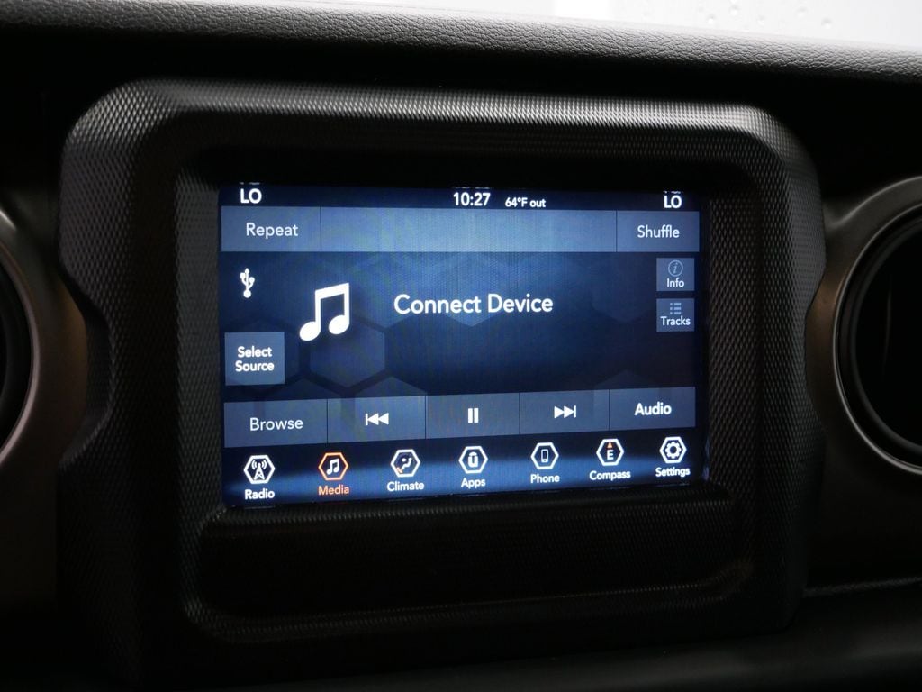 Thumbnail: 2019 Jeep Wrangler - 19