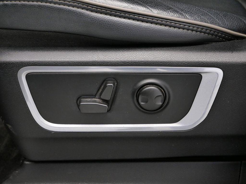 Thumbnail: 2022 RAM 1500 - 6