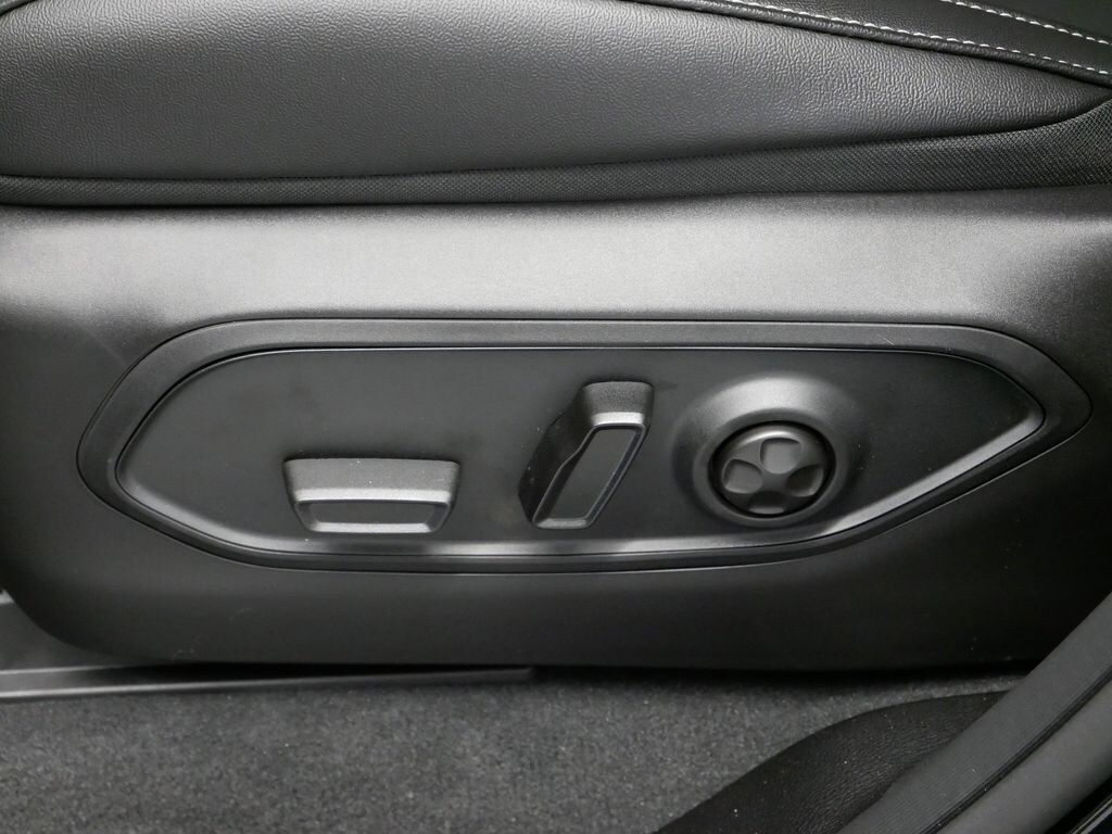 New 2025 Jeep Grand Cherokee Limited SUV