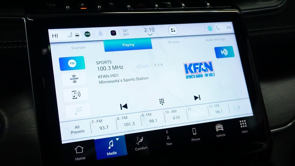 Thumbnail: 2022 Jeep Grand Cherokee - 33