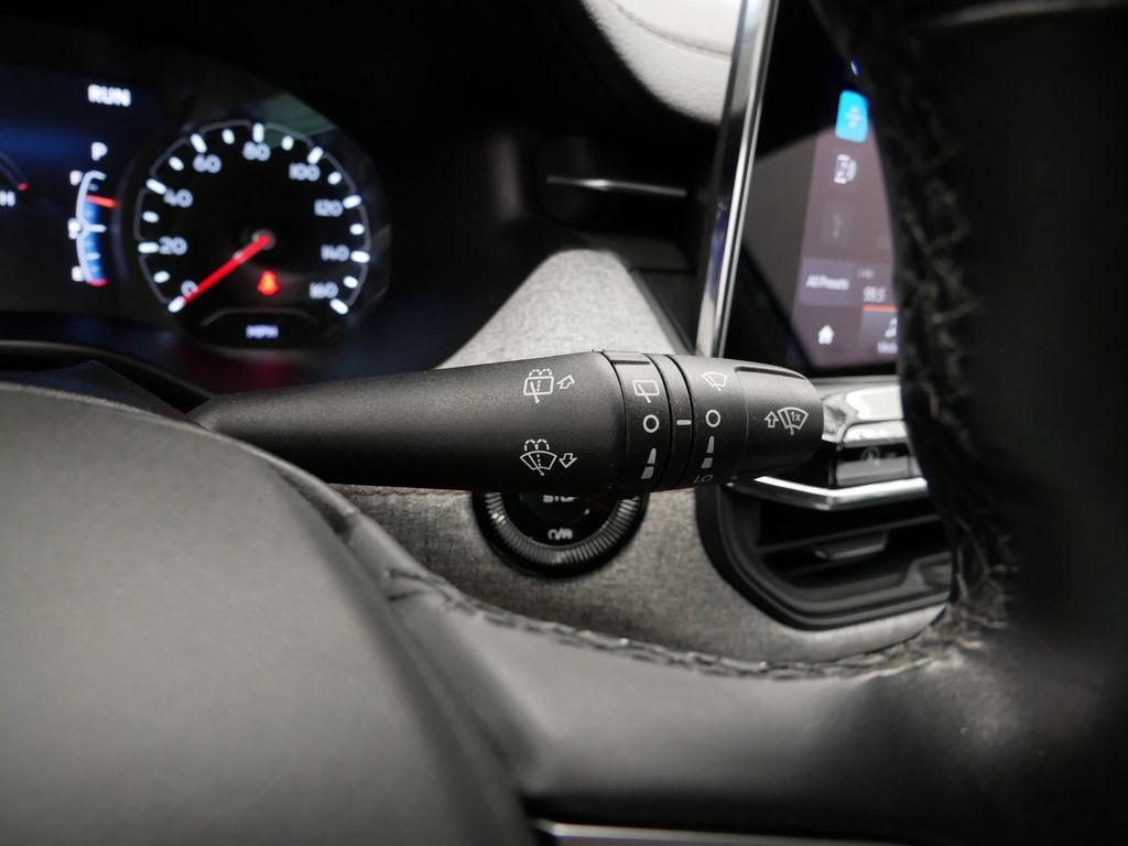 Thumbnail: 2022 Jeep Compass - 30