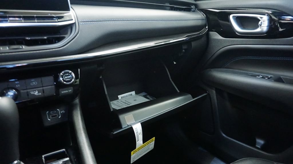 Thumbnail: 2026 Jeep Compass - 38