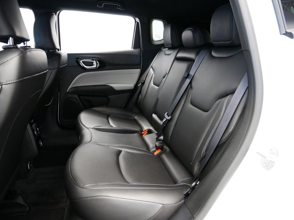 Thumbnail: 2025 Jeep Compass - 8