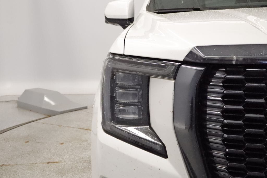 Thumbnail: 2023 GMC Yukon - 4