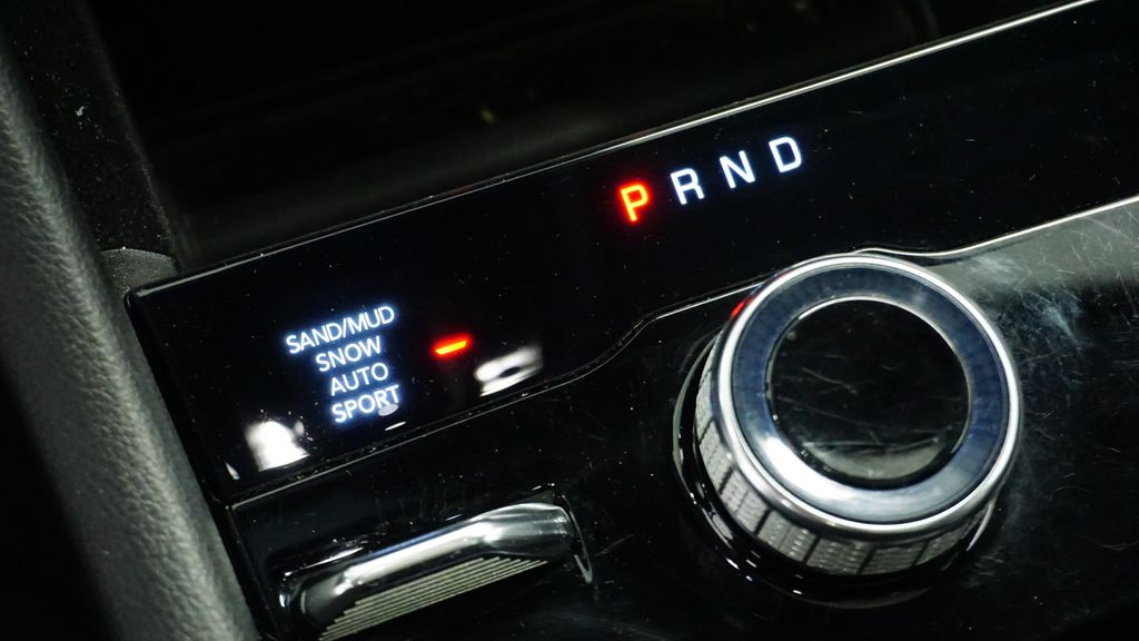 Thumbnail: 2022 Jeep Grand Cherokee - 30