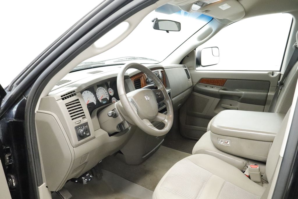 Thumbnail: 2006 Dodge Ram 1500 - 25