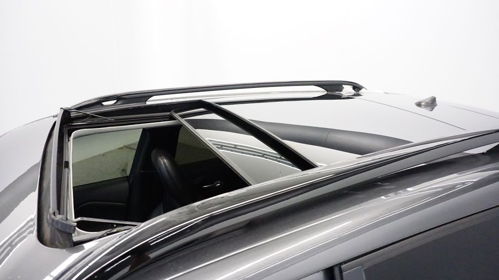 Thumbnail: 2022 Jeep Cherokee - 39