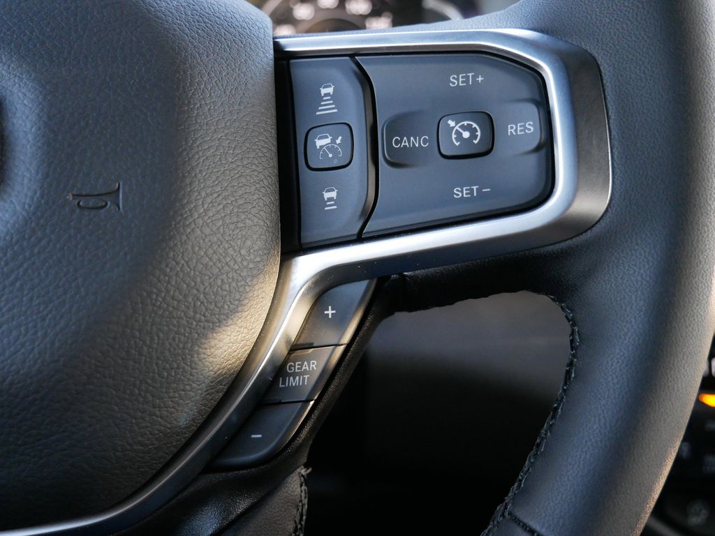 Thumbnail: 2026 RAM 1500 - 38