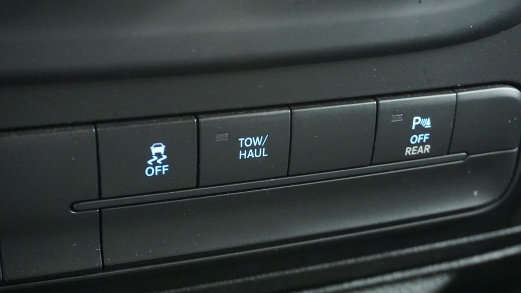 Thumbnail: 2022 RAM 1500 Classic - 28