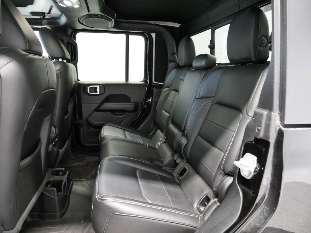 Thumbnail: 2021 Jeep Gladiator - 29