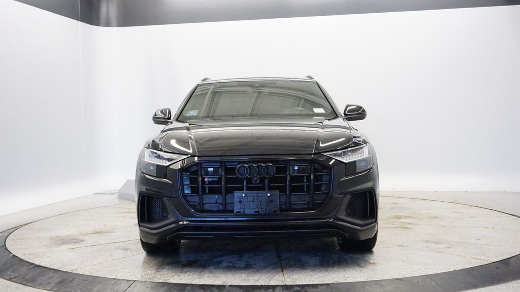 Thumbnail: 2022 Audi SQ8 - 8