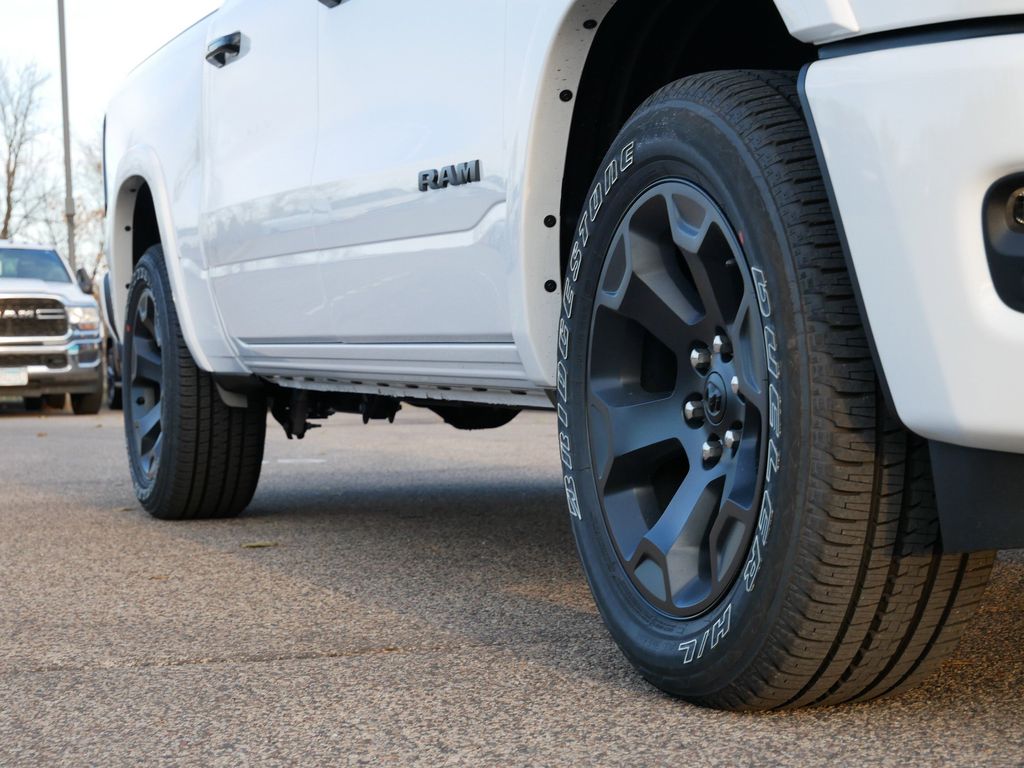 Thumbnail: 2026 RAM 1500 - 6