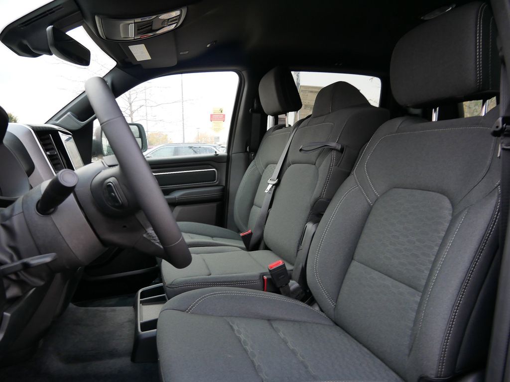 Thumbnail: 2026 RAM 1500 - 3