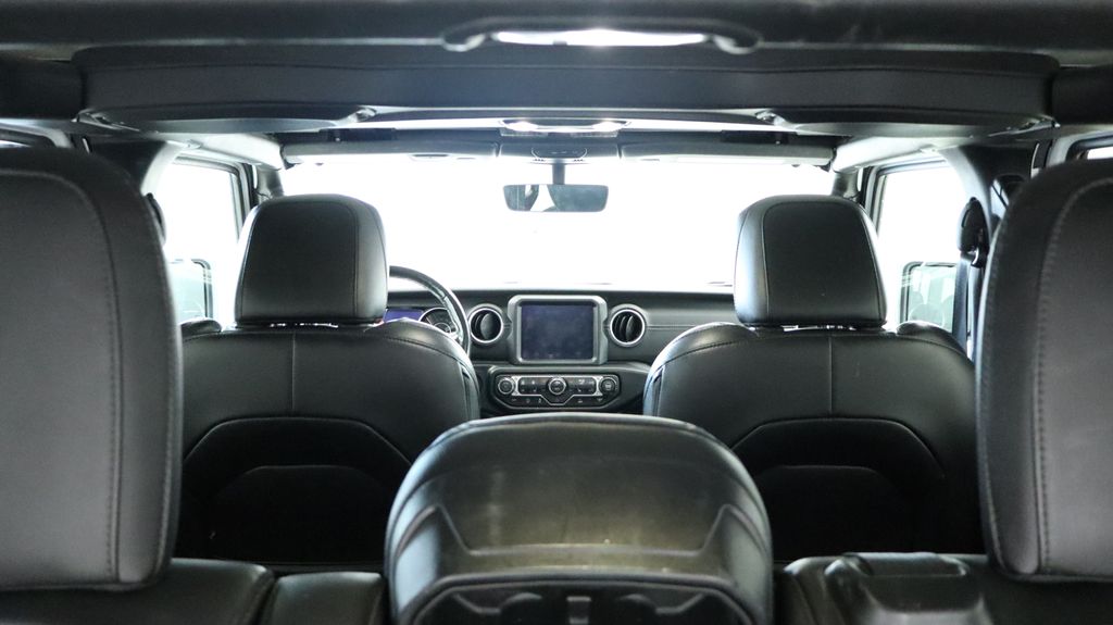 Thumbnail: 2021 Jeep Wrangler - 18