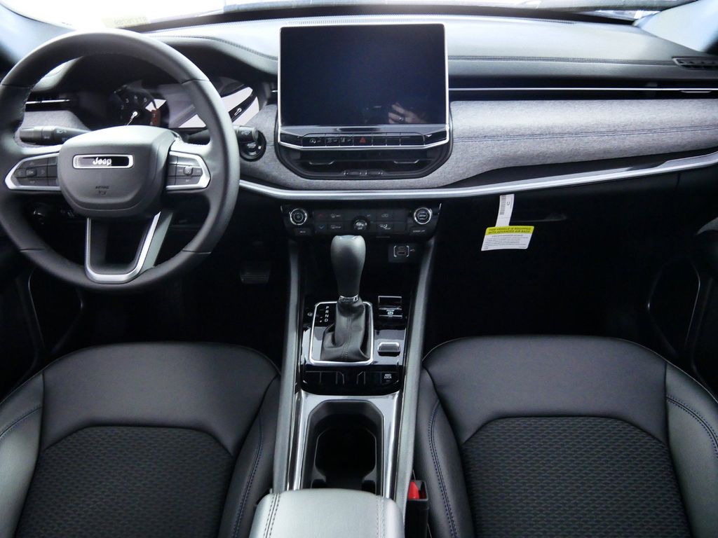 Thumbnail: 2024 Jeep Compass - 8