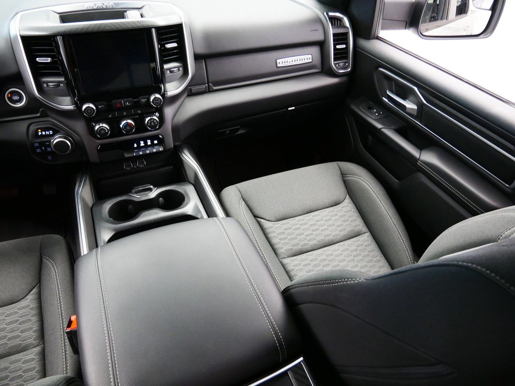 Thumbnail: 2025 RAM 1500 - 15