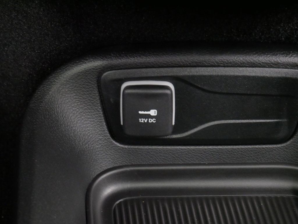 Thumbnail: 2026 Chrysler Pacifica - 38