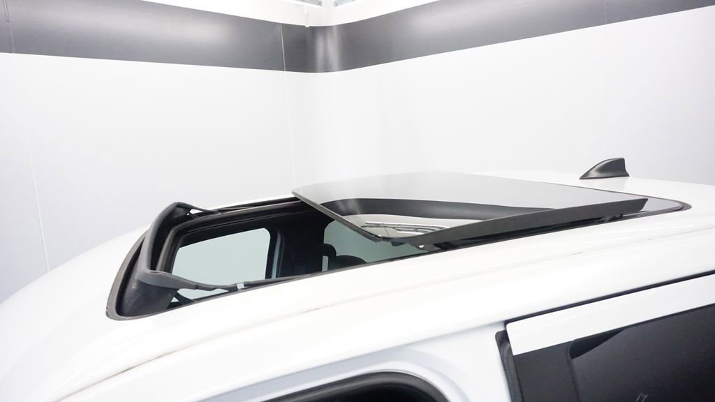 Thumbnail: 2025 Toyota Tundra - 38