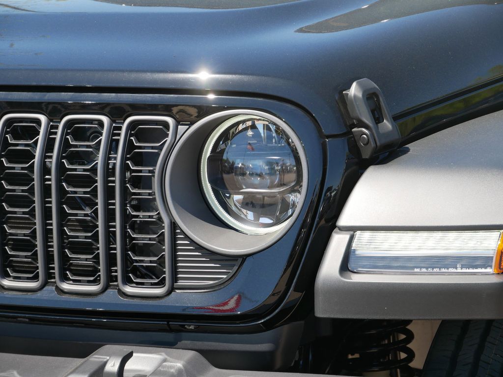 2025 Jeep Wrangler Sport 4xe 19