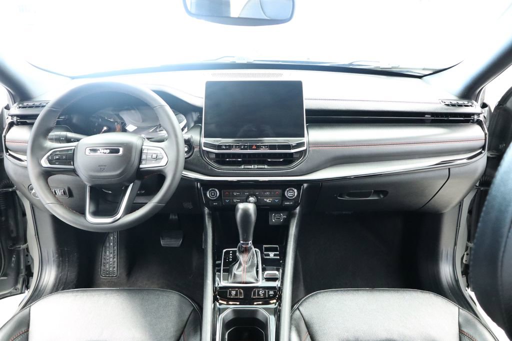 Thumbnail: 2023 Jeep Compass - 26