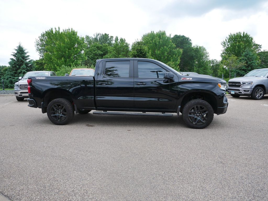 2023 Chevrolet Silverado 1500  4