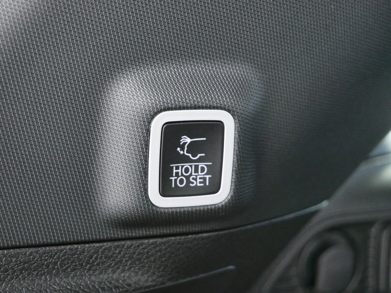2024 Jeep Grand Cherokee Laredo 27