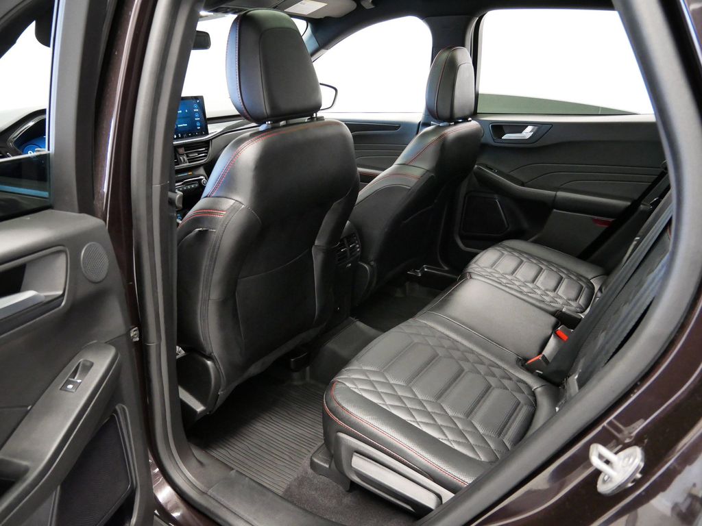 Thumbnail: 2023 Ford Escape - 10