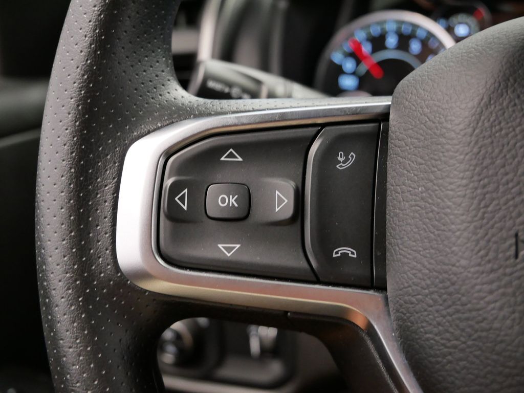 Thumbnail: 2025 RAM 1500 - 22