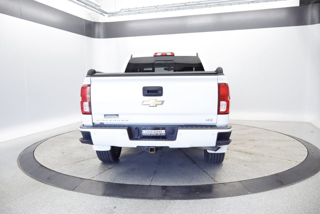 Thumbnail: 2017 Chevrolet Silverado 1500 - 4