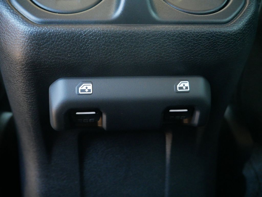 Thumbnail: 2025 Jeep Wrangler - 30