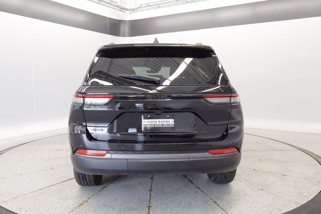 Thumbnail: 2026 Jeep Grand Cherokee L - 7